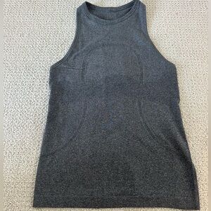 Women’s heather grey lulu lemon tank top